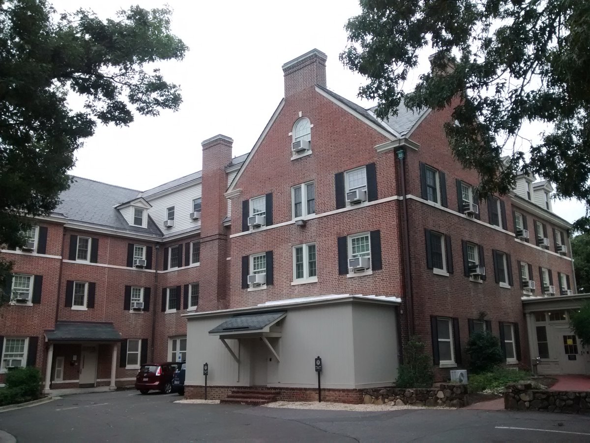 Spencer, NC - File:Spencer Residence Hall at UNC.jpg - Wikimedia Commons